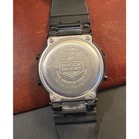 RARE DW-5600JP 1545 Men's 40mm Casio G Shock Watch - Picture 4 of 4
